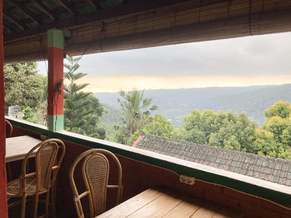 Taman Ayu Homestay Munduk Mitra Reddoorz Екстер'єр фото
