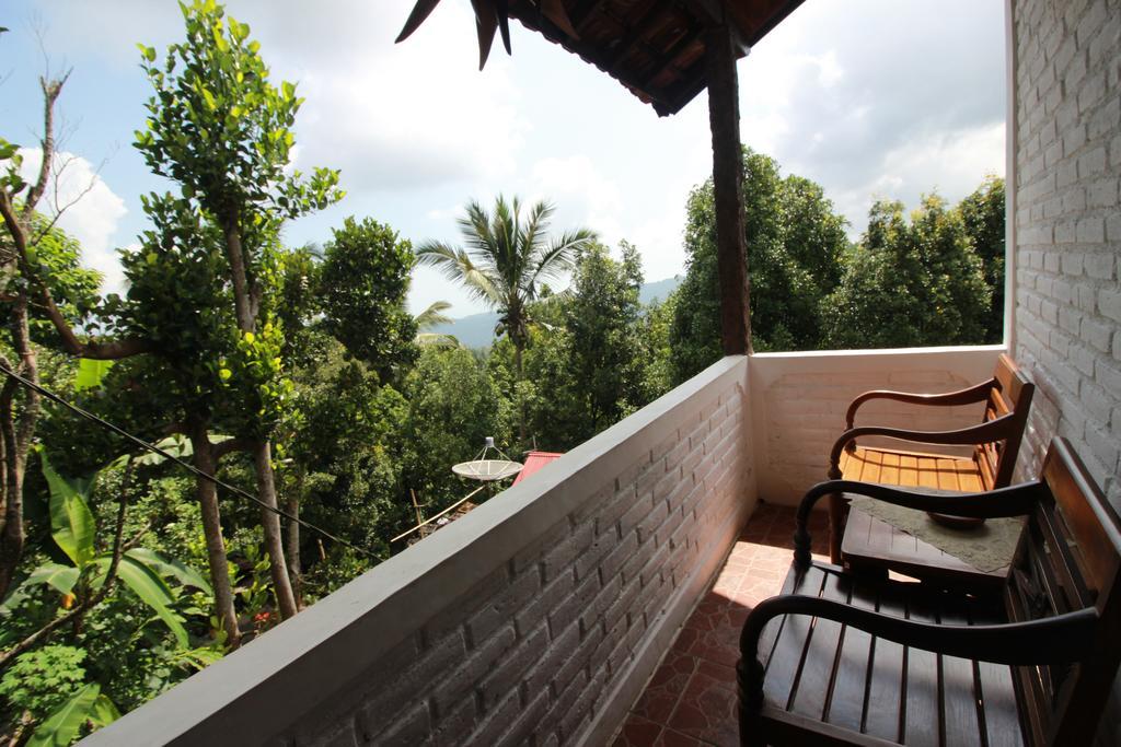 Taman Ayu Homestay Munduk Mitra Reddoorz Екстер'єр фото